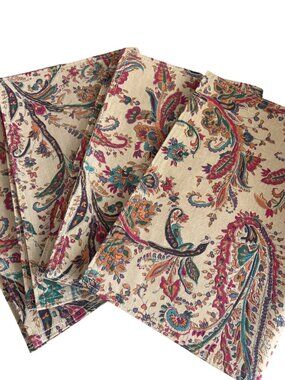 Set Of 4 Beige Paisley Print Fabric Placemats Vibrant Floral Dining Decor Vintag